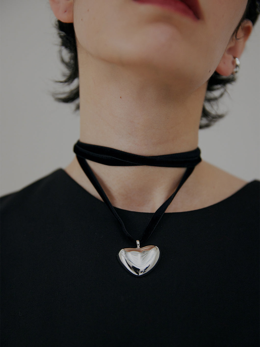 UND HEART VELOUR NECKLACE