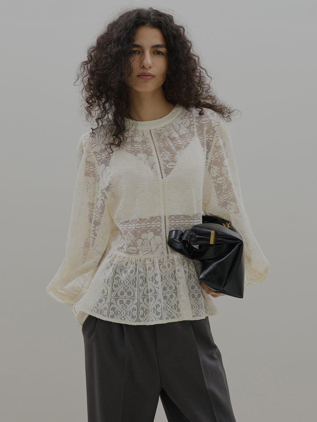 2WAY LACE PEPLUM BLOUSE