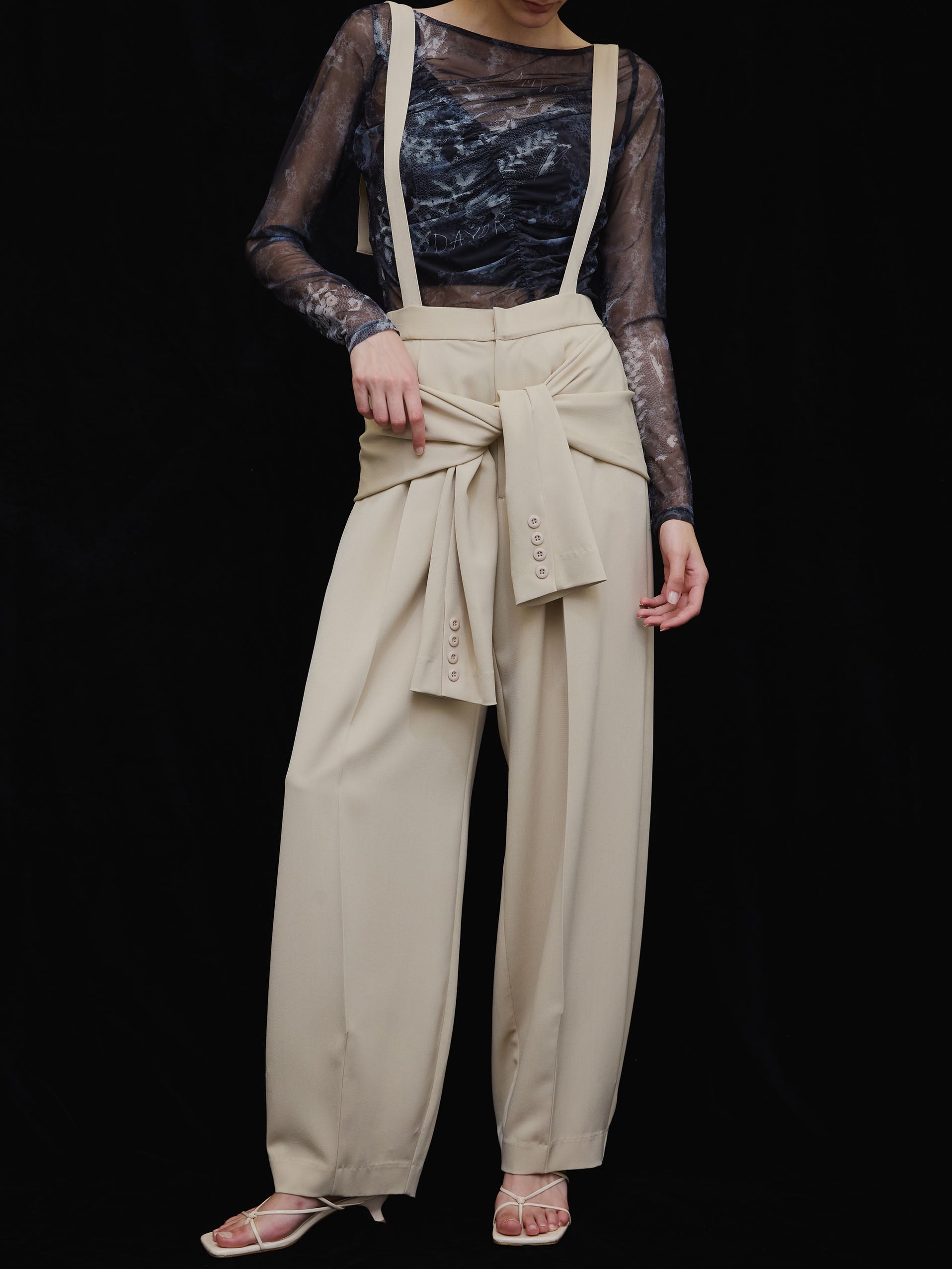 MEDI FAKE SLEEVE SUSPENDER PANTS