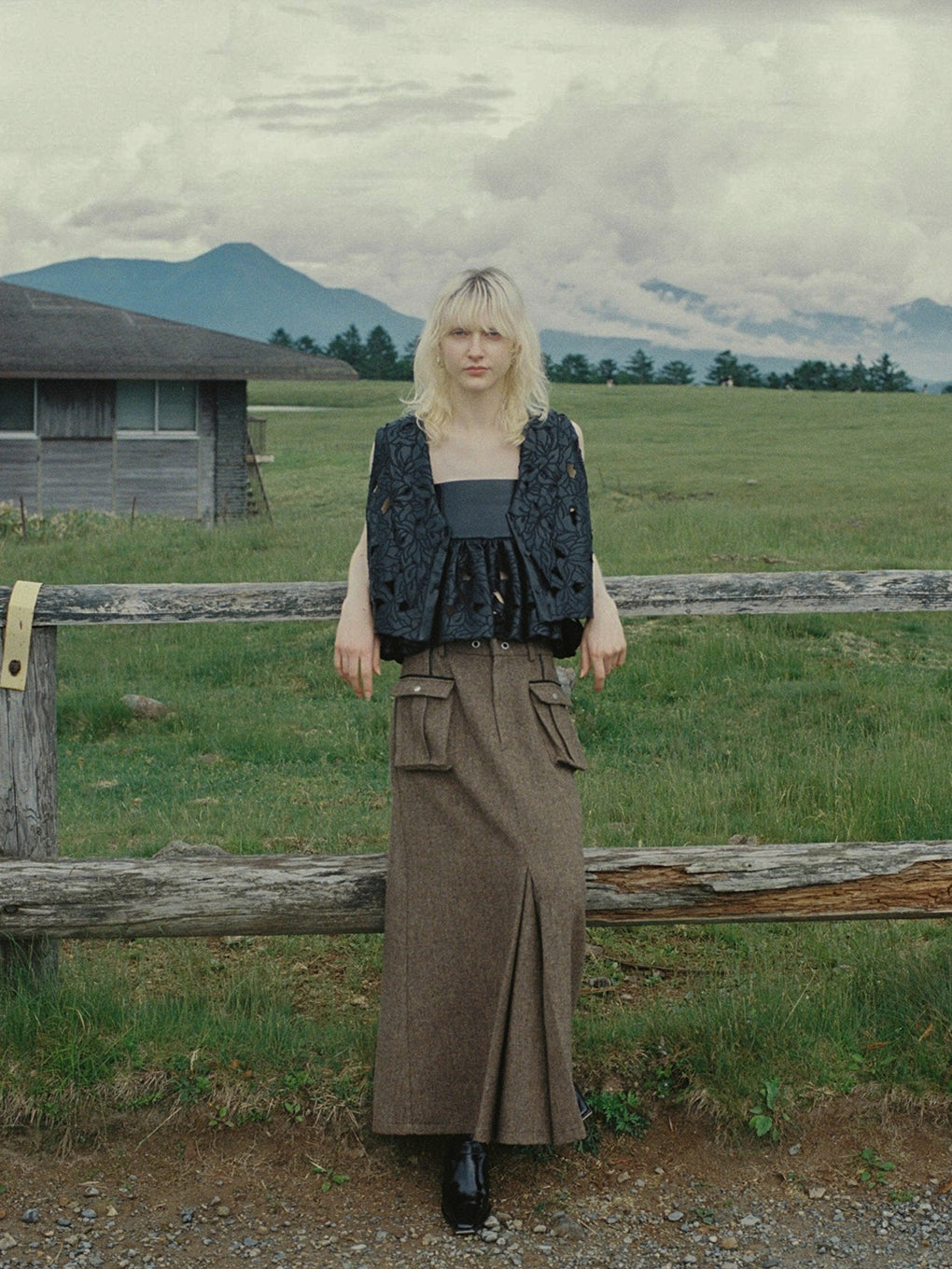 UND TWEED WORK DETAIL SKIRT