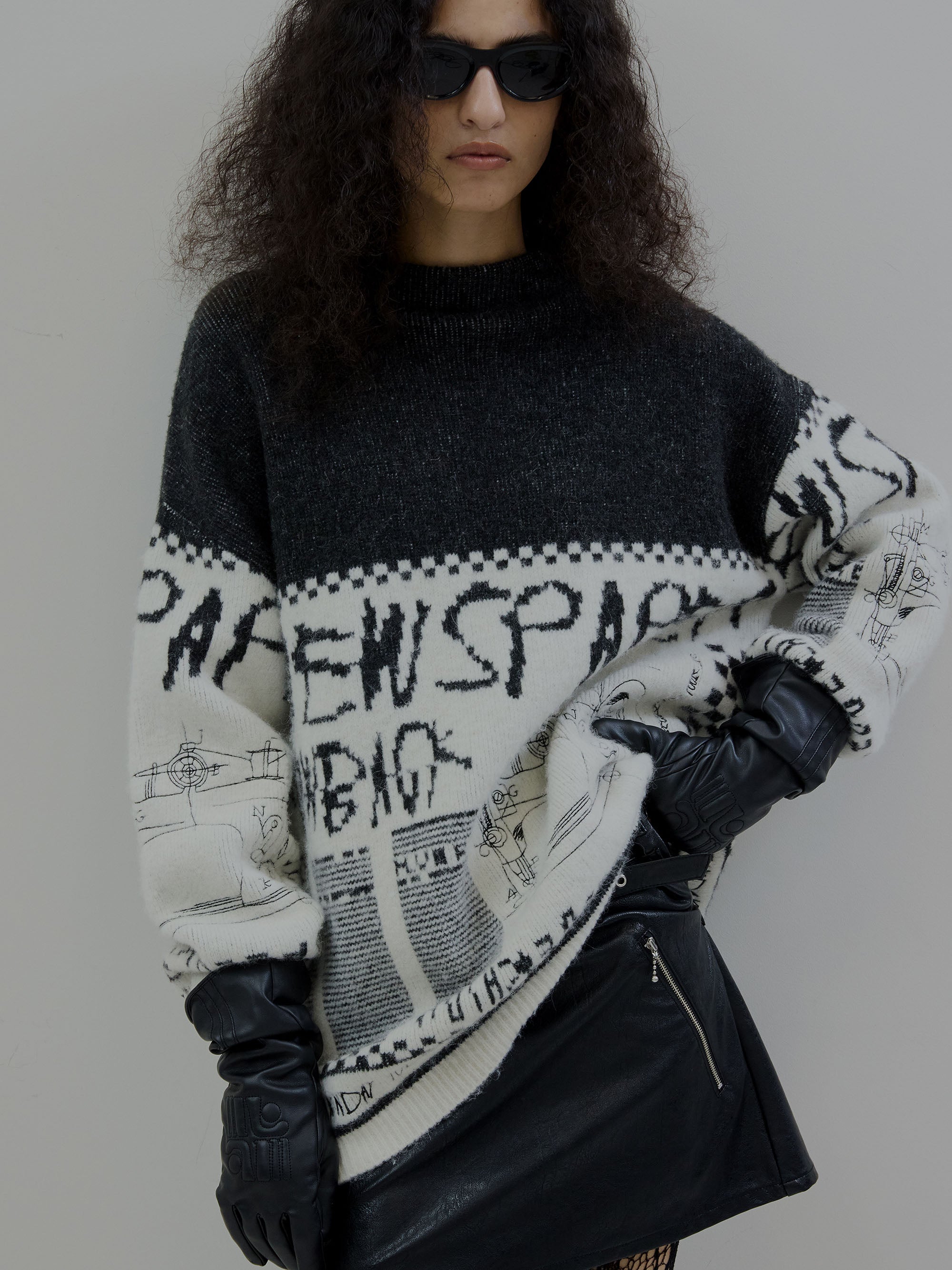 NEWS PAPER JACQUARED KNIT TOP