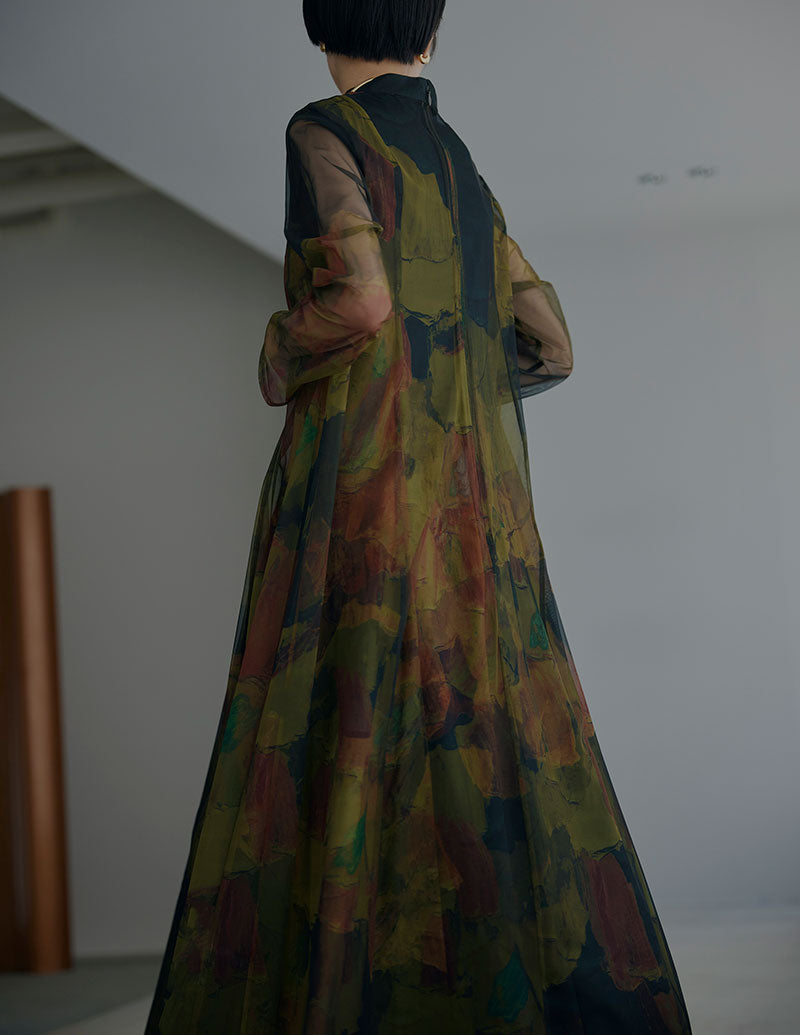 UND GYPSUM ART DRESS