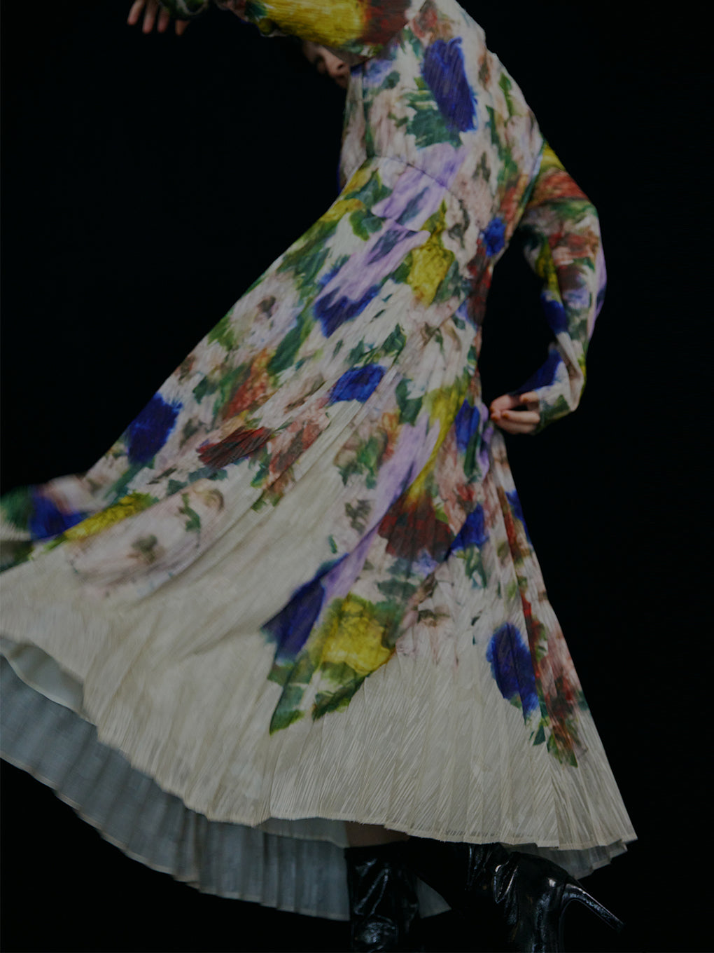 UND TEXTURE ART FLOWER DRESS