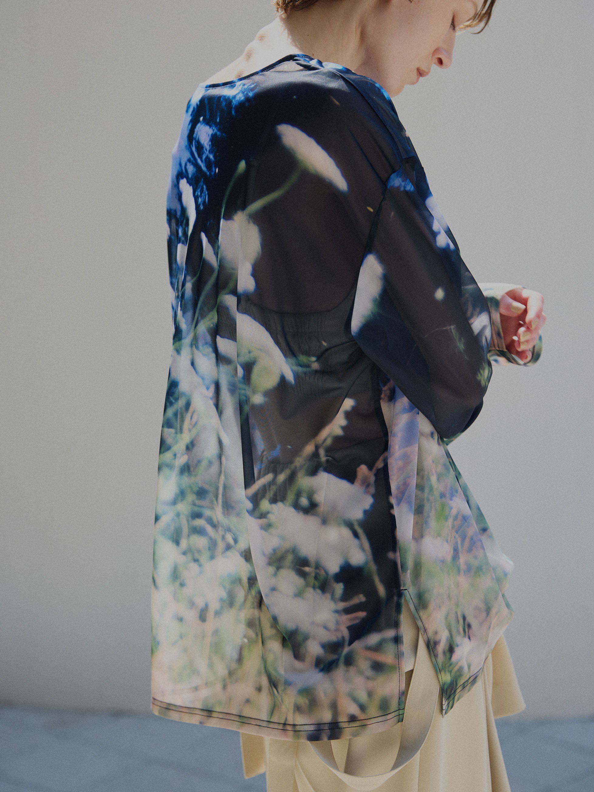 Silvia Conde Oliván×Ameri SHEER TOP