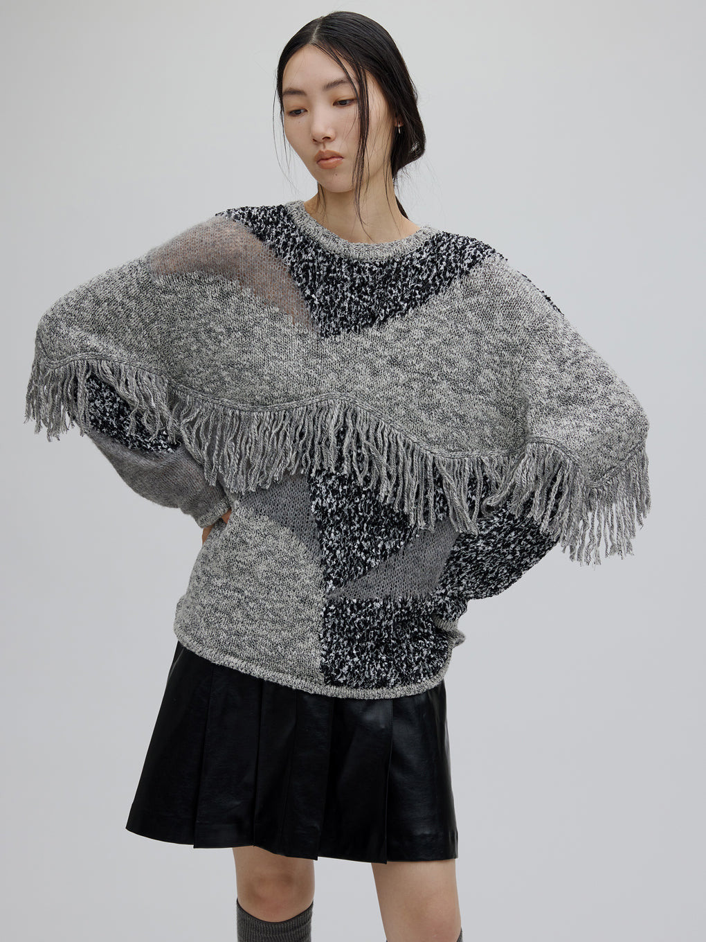 DOCKING PATTERN FRINGE KNIT