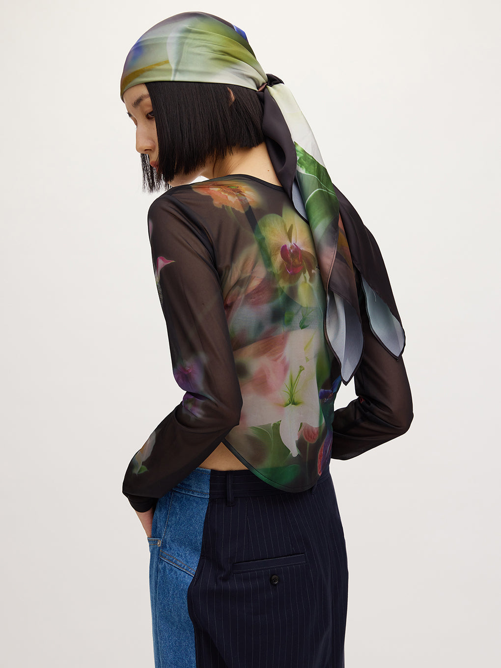 2WAY SMOKE FLOWER SHEER TOP