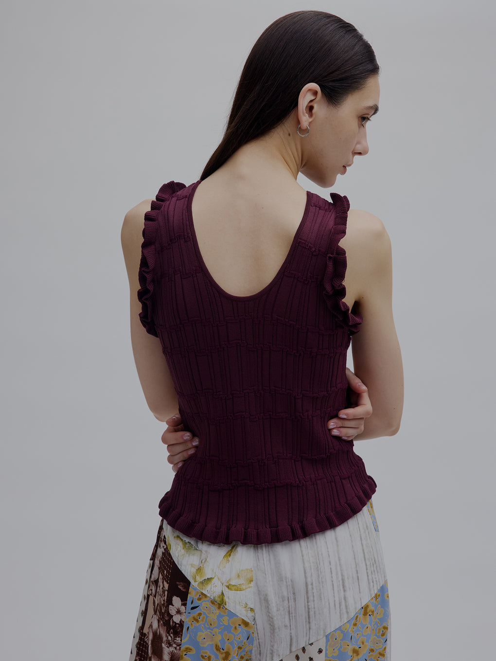 MEDI 2WAY WAVY FRILL KNIT TOP