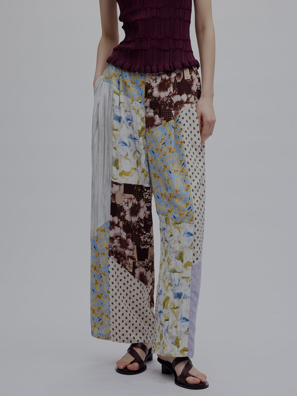 MEDI VARIOUS PATTERN TUCK PANTS