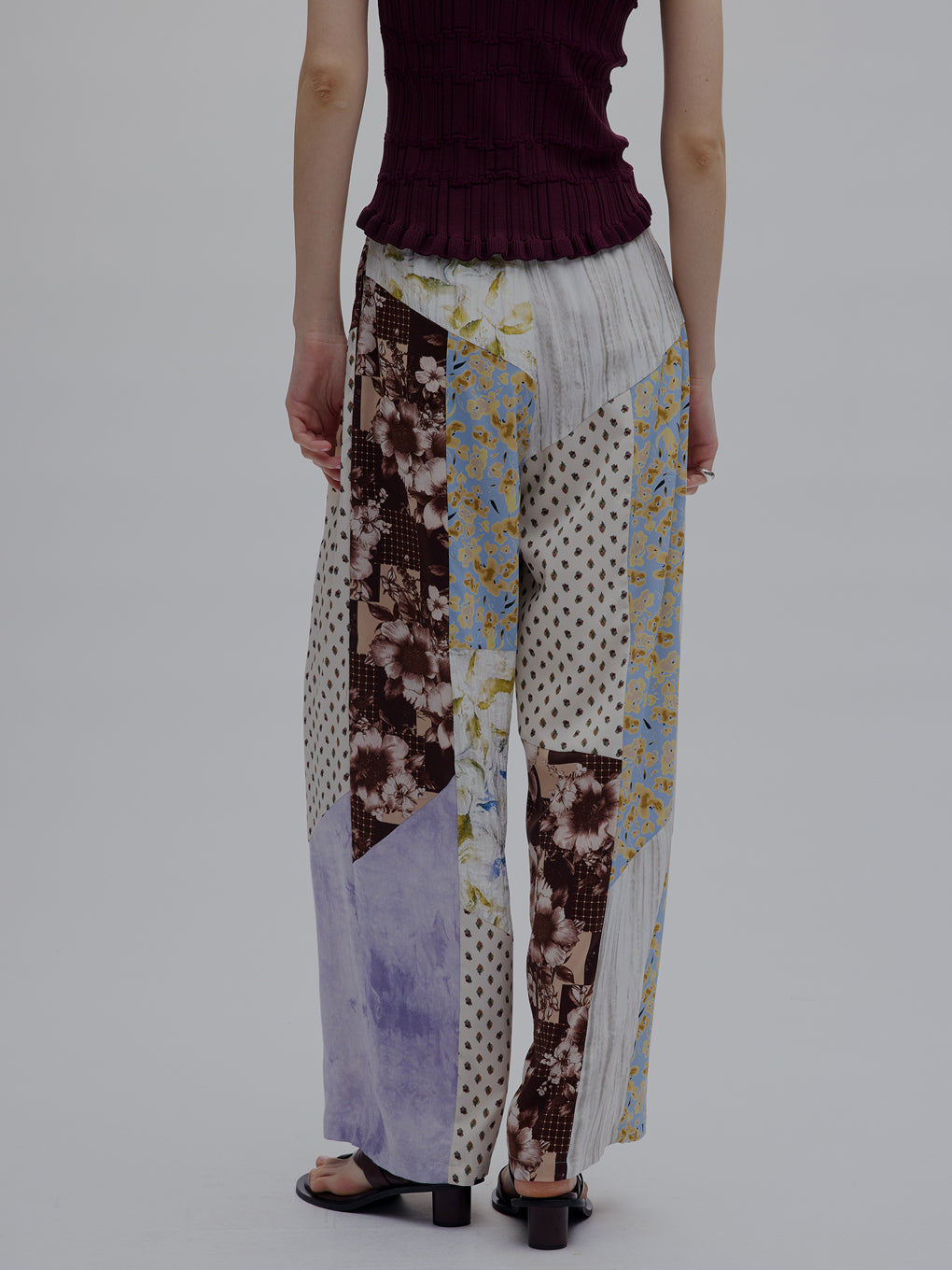 MEDI VARIOUS PATTERN TUCK PANTS