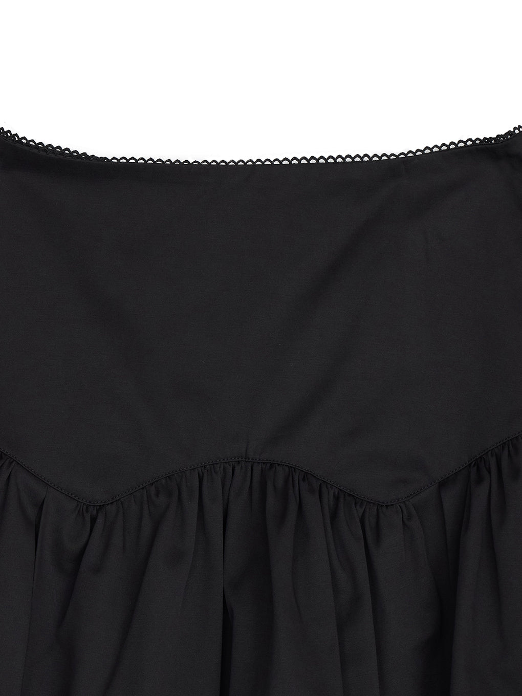 UND CURVE GATHER VOLUME SKIRT