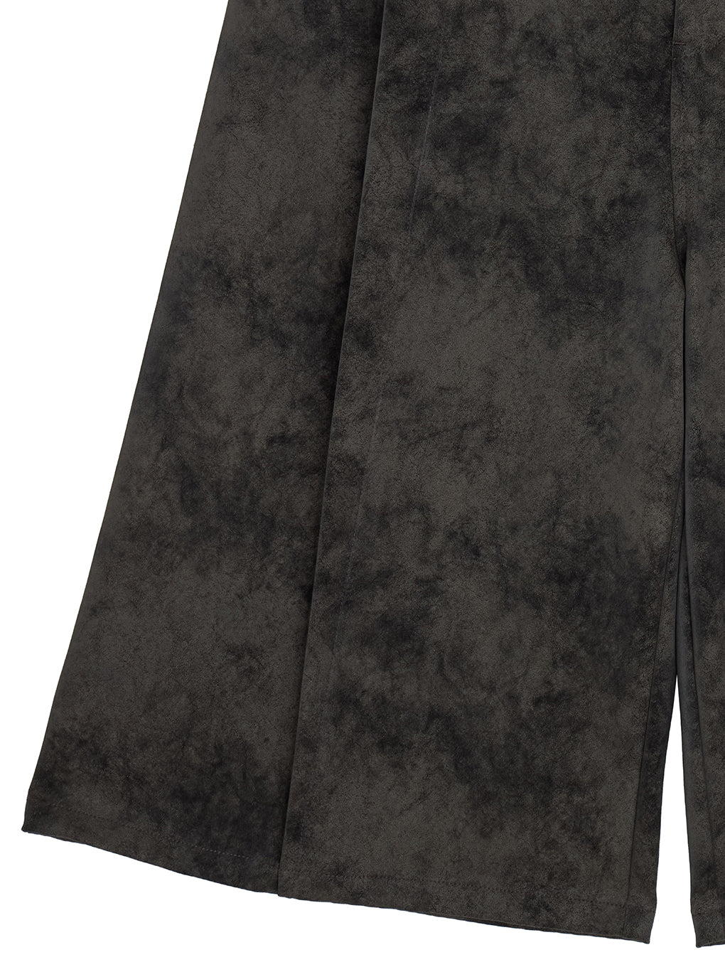 UND CRUSHED BERMUDA PANTS