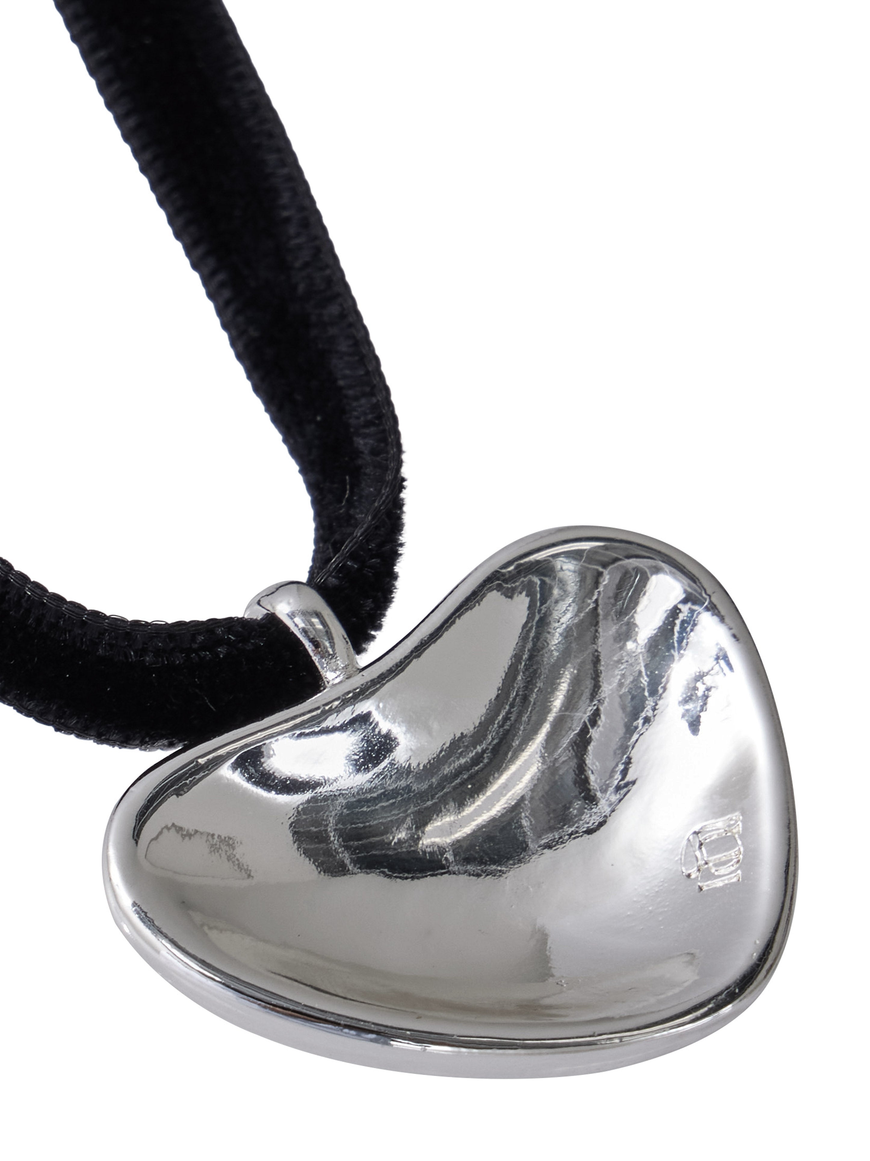 UND HEART VELOUR NECKLACE