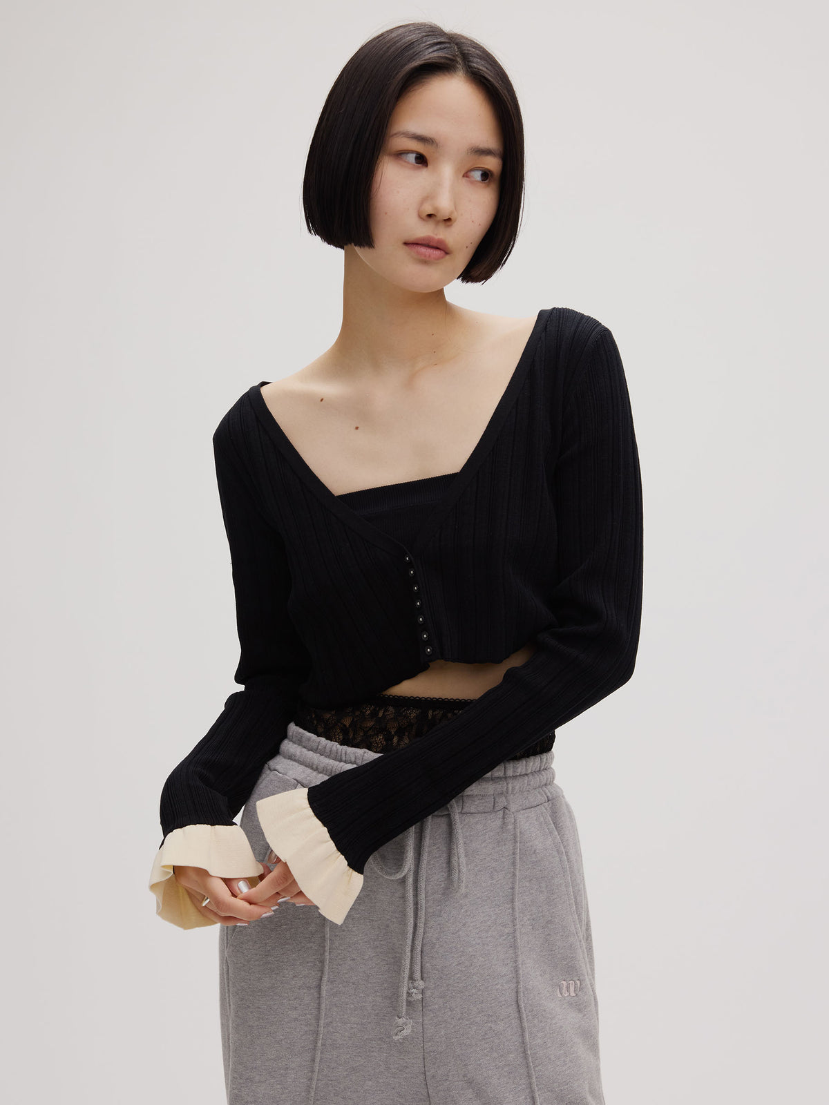 MEDI PURIPURI SHORT KNIT CARDIGAN