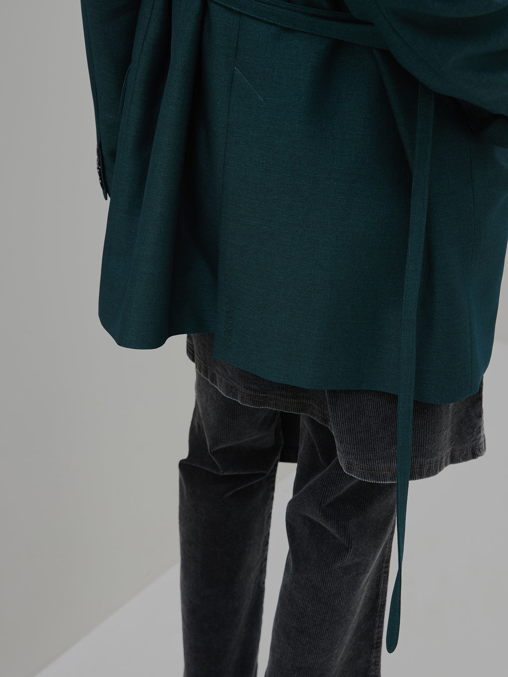 UND YOKE DESIGN JACKET