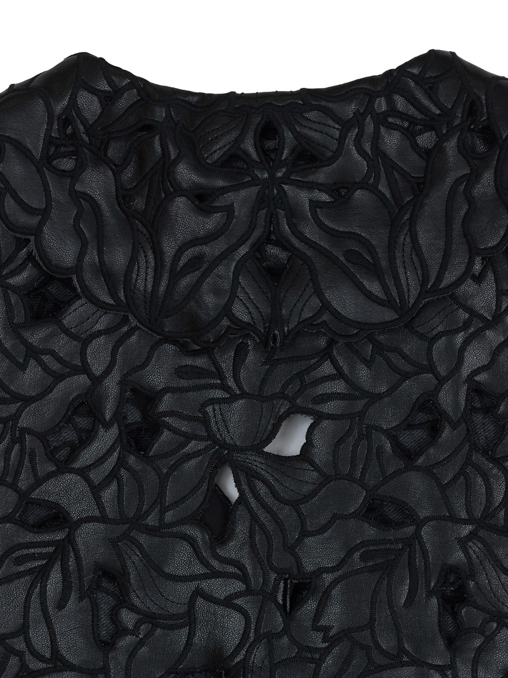 UND LACE CUTWORK VEST TOP