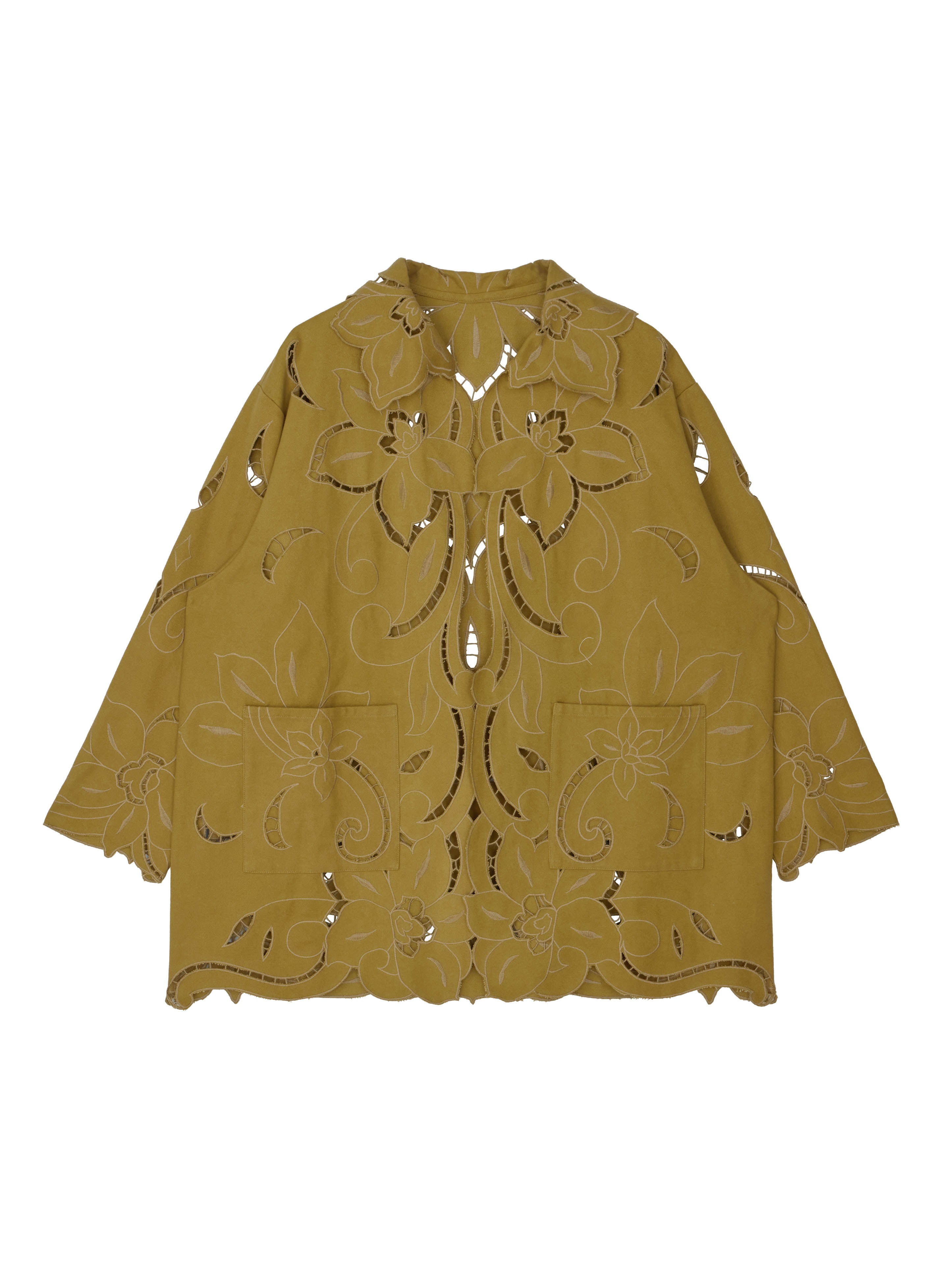 UND SCALLOPE EMBROIDERY OVERSIZE SHIRT