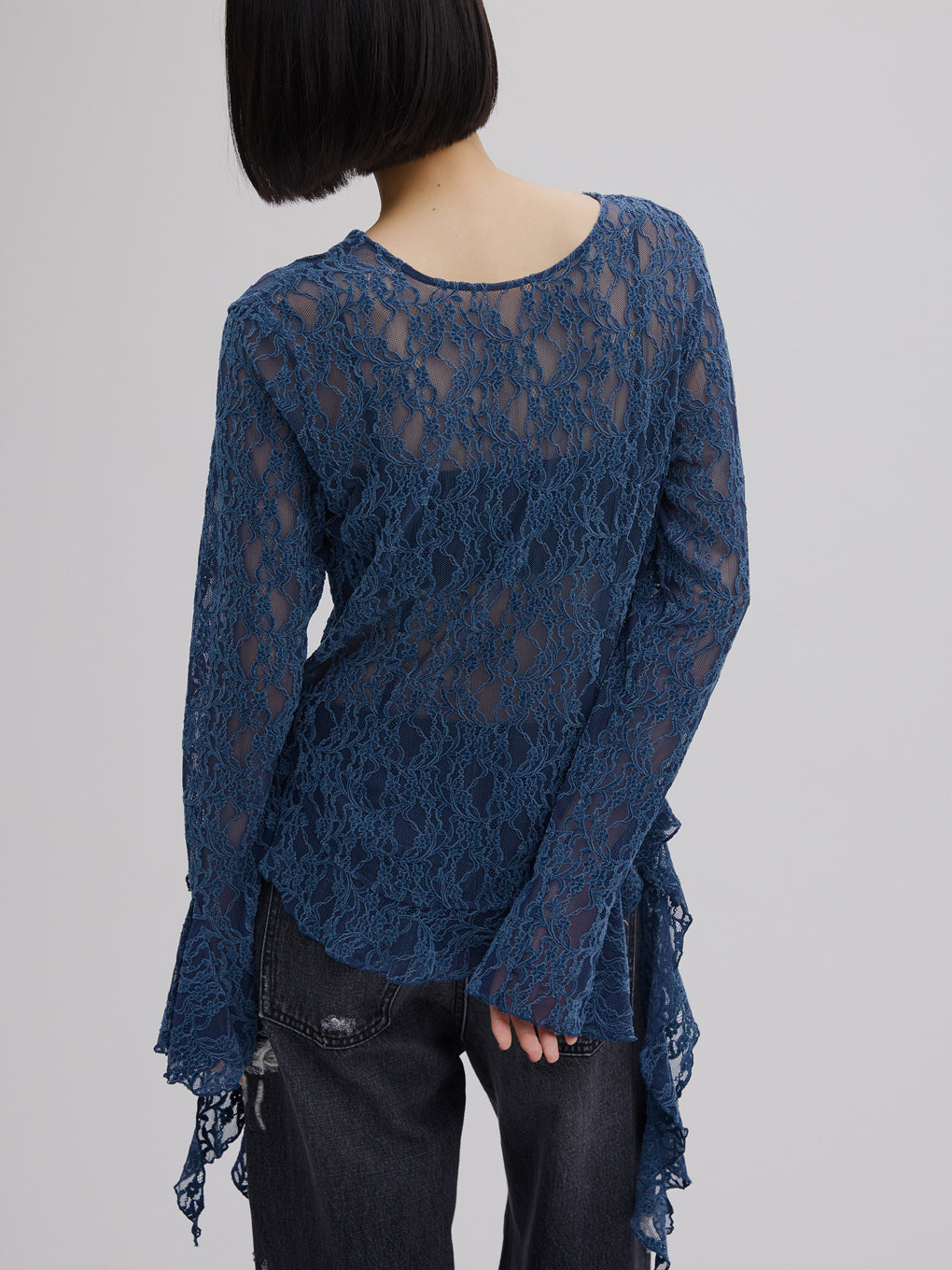 UND 2WAY CUT LACE FRILL TOP ブルー UND 2WAY CUT LACE FRILL TOP