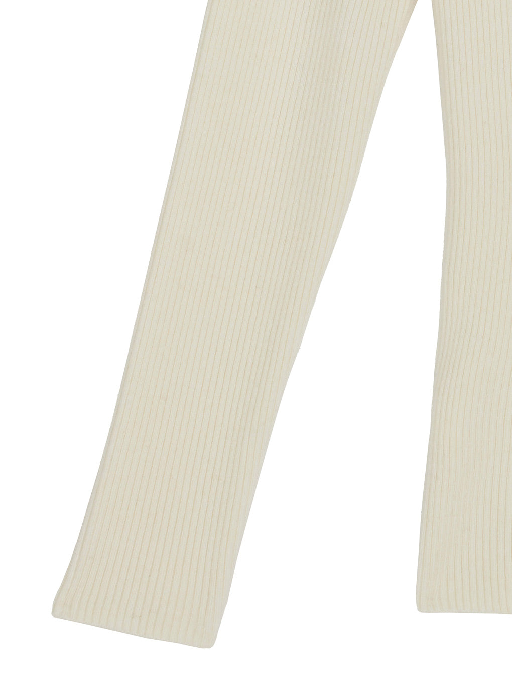 UND HIGH NECK BUTTON KNIT TOP