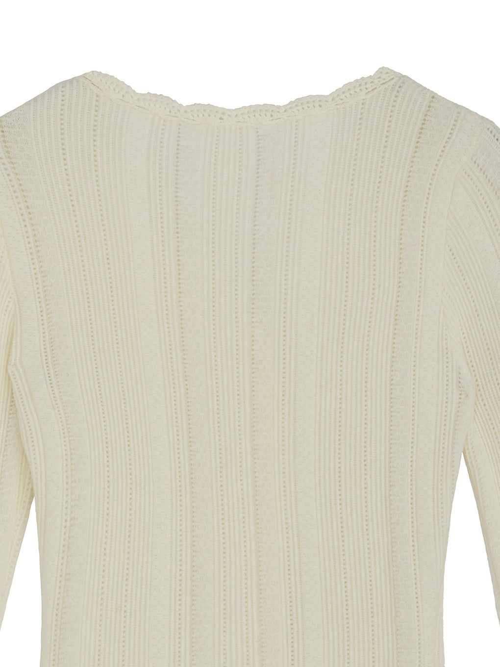 UND PIN TUCK LACE LIKE KNIT TOP