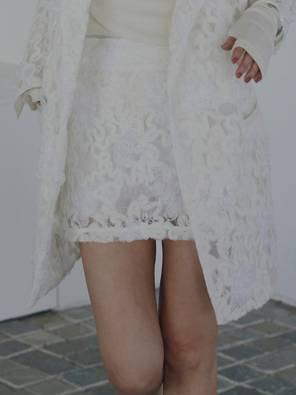 FLOWER MIX LACE SHEER SKIRT