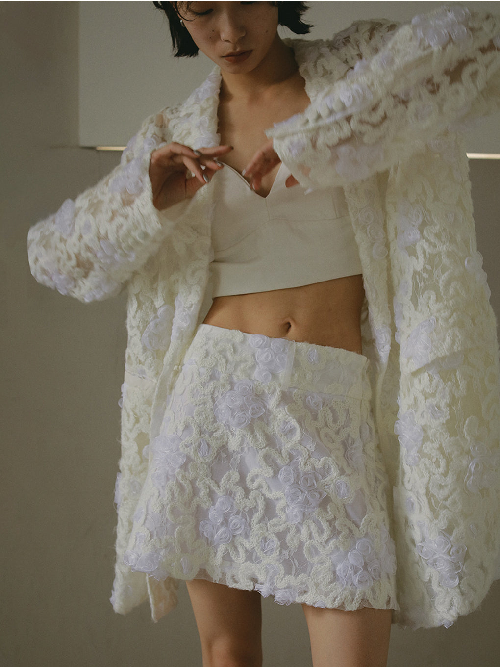 FLOWER MIX LACE SHEER JACKET