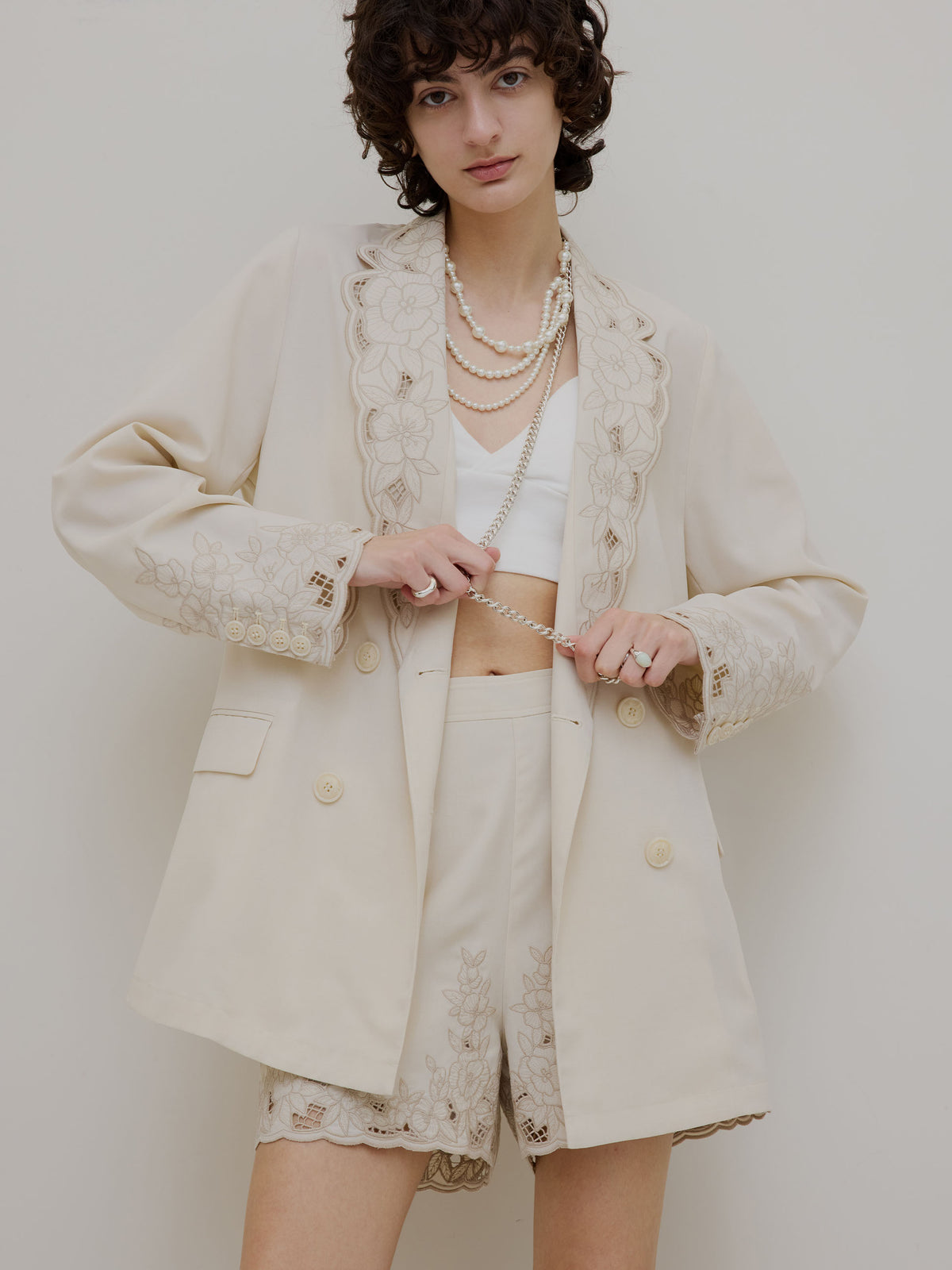MEDI LACE EMBROIDERY COLLAR JACKET