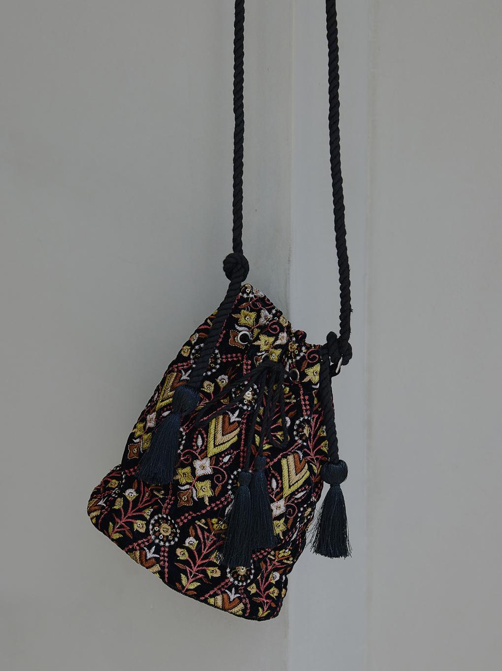 INDIA EMBROIDERY BAG