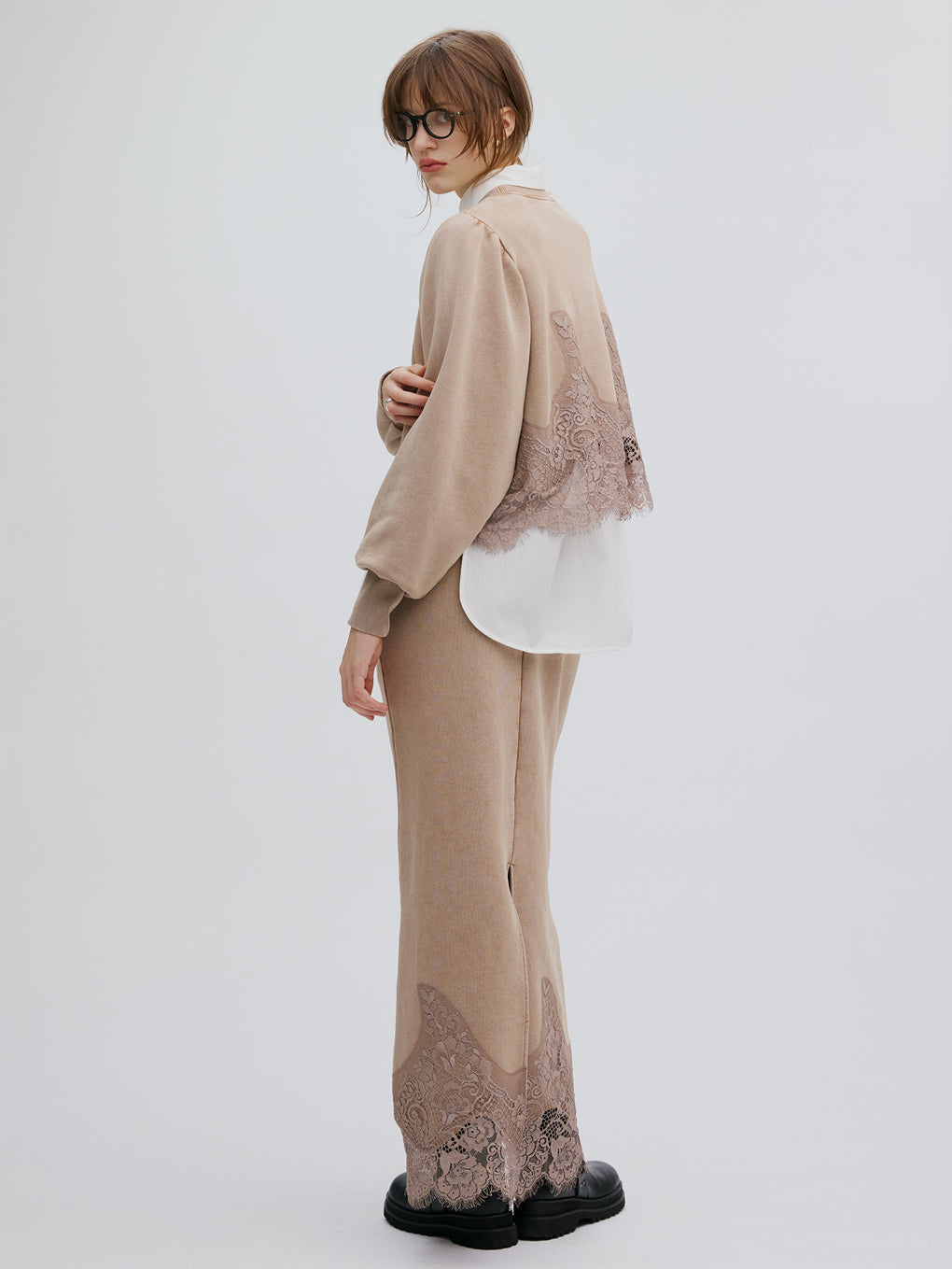 CHEMICAL OVERDYE LACE SWEAT TOP