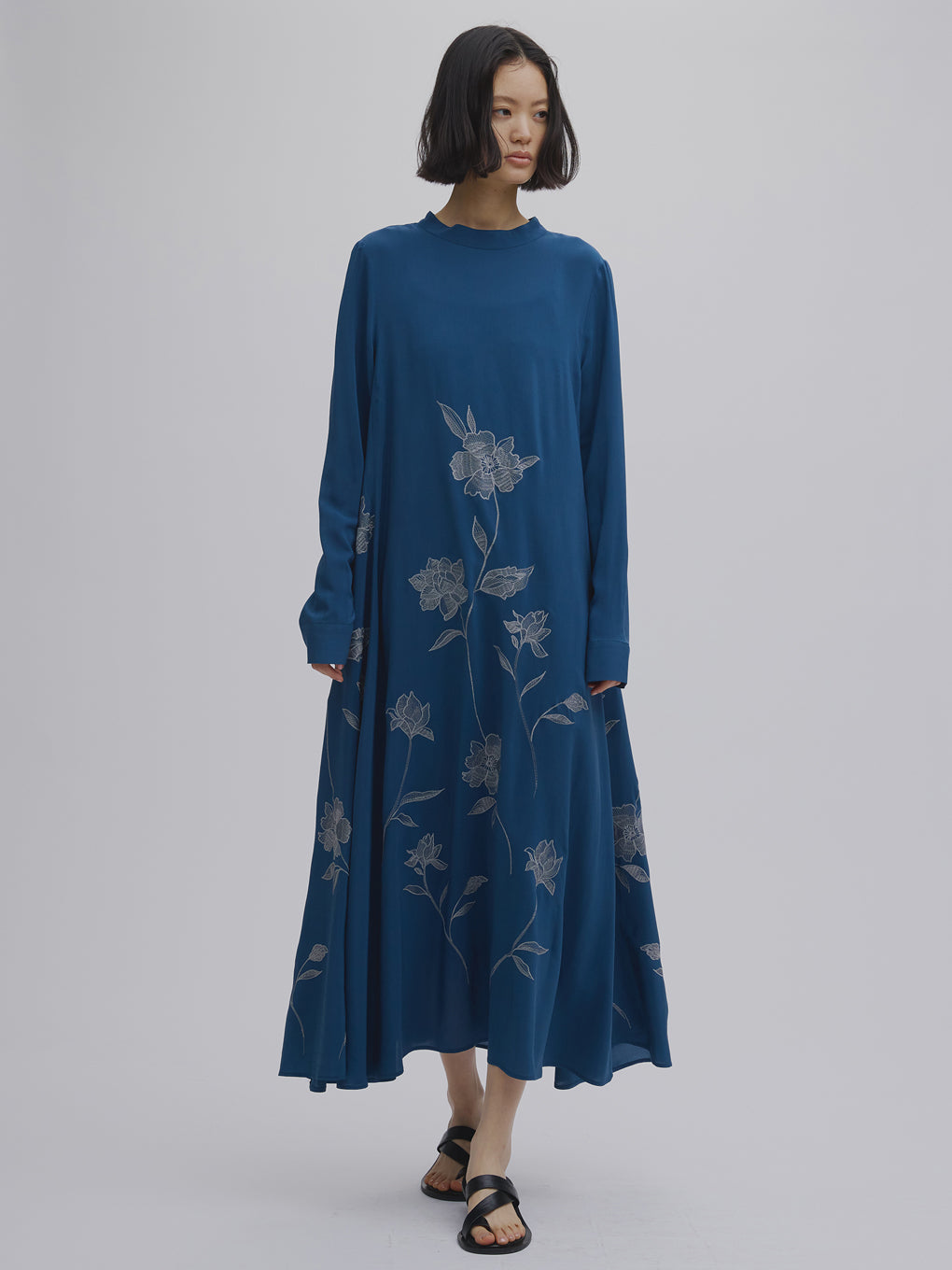 【Ameri】2WAY FLOWER GARDEN DRESS ネイビー 2WAY FLOWER GARDEN DRESS