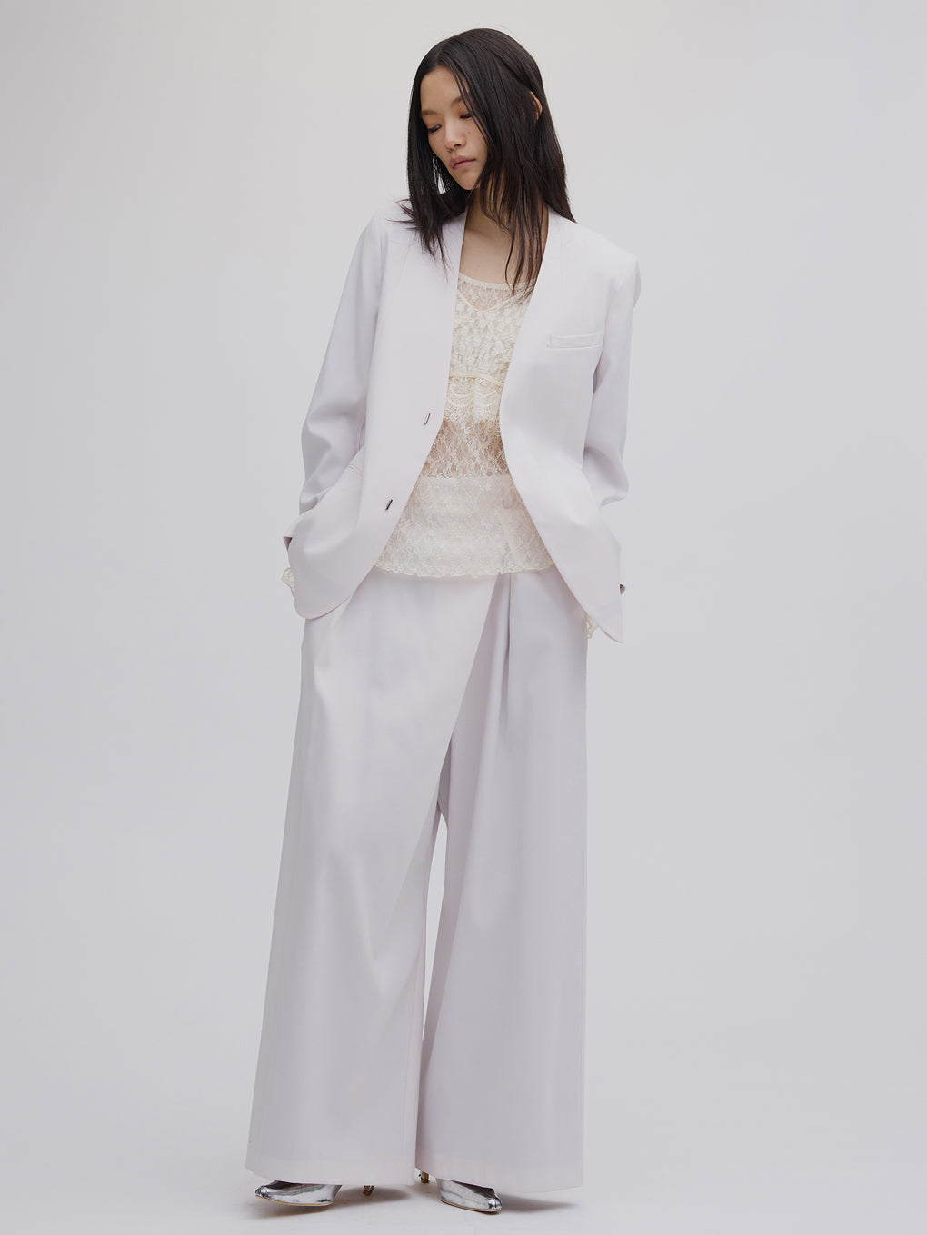 アメリ今季パンツ DRY TWILL ASYMMETRY TUCK PANTS