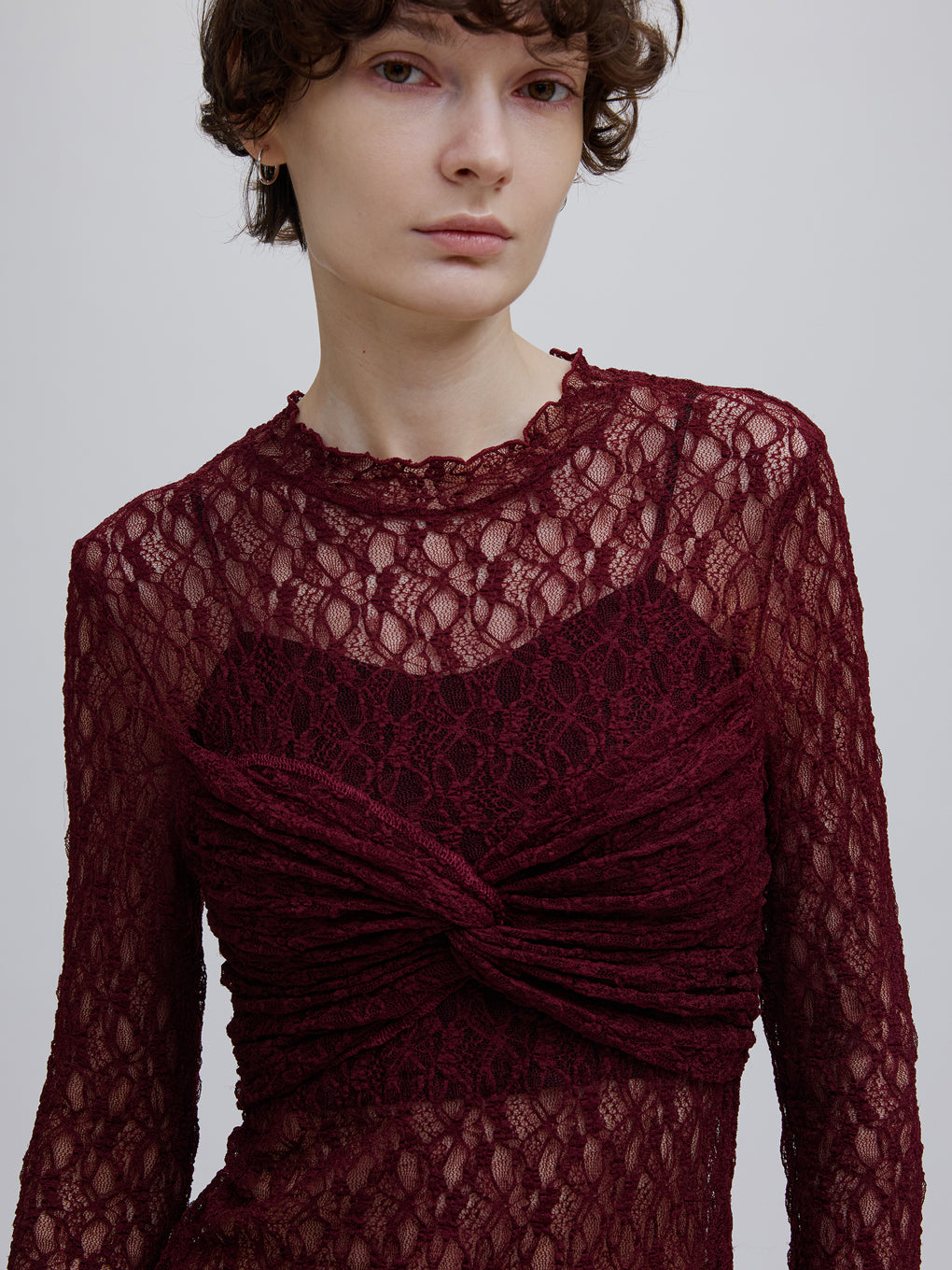UND BARE LAYERED LIKE LACE TOP