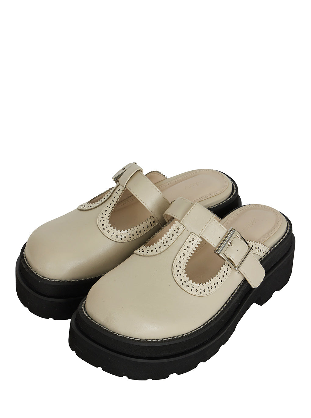 BROGUE SLIDE LOAFER