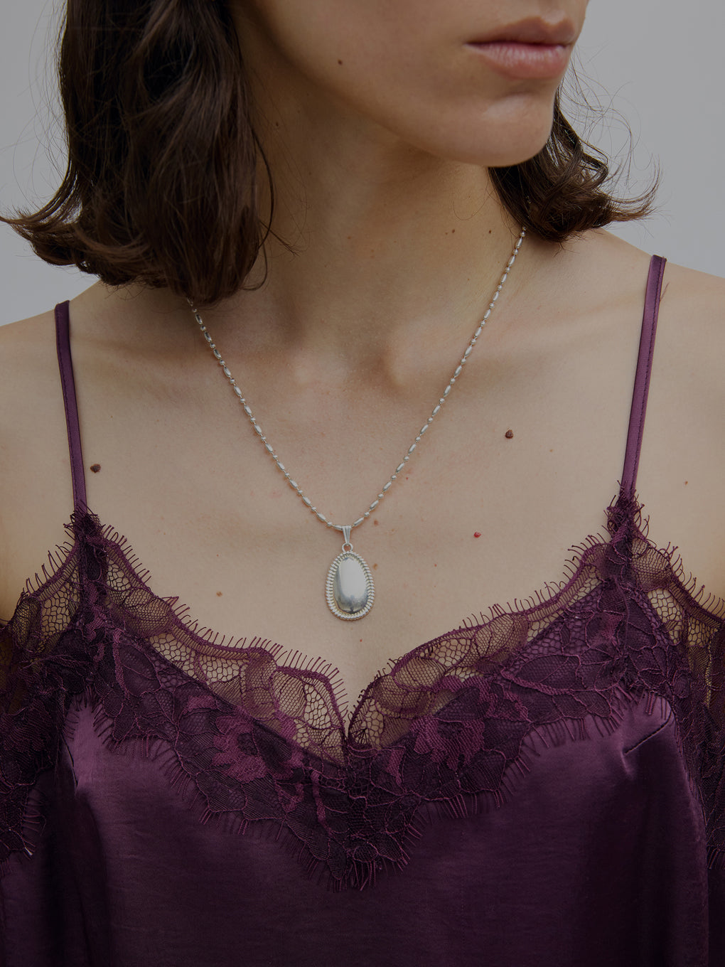 MEDI NICKEL FREE DOUBLE CHAIN PENDANT NECKLACE