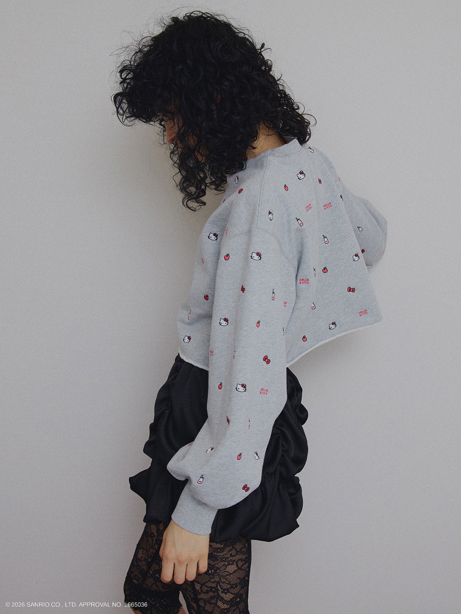 HELLO KITTY×Ameri EMBROIDERY SWEAT TOP