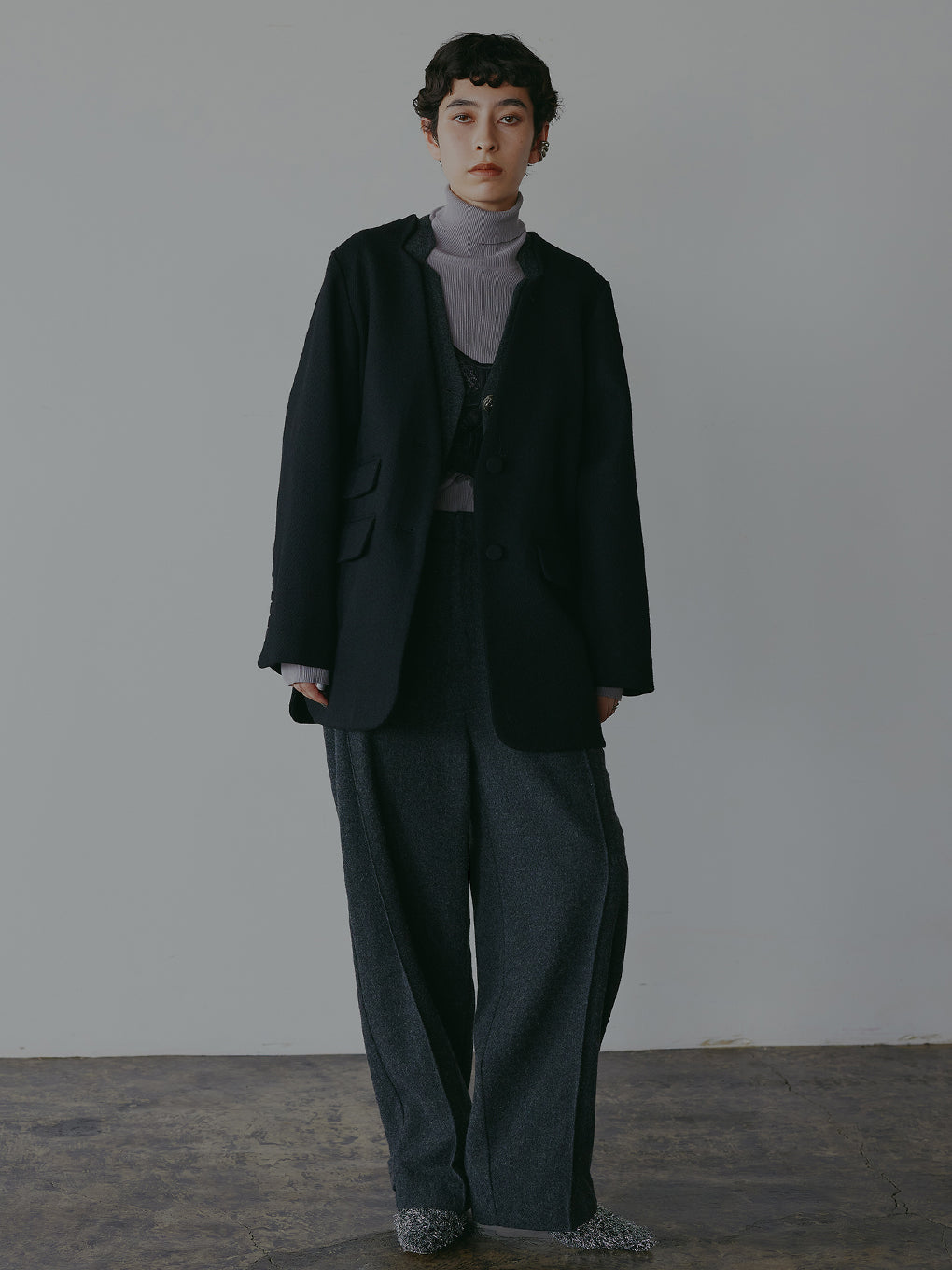 FORM WOOL STRAIGHT PANTS