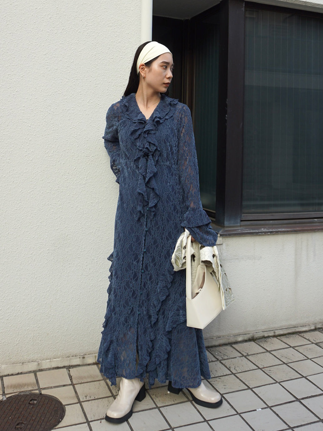 UND 2WAY CUT LACE FRILL DRESS