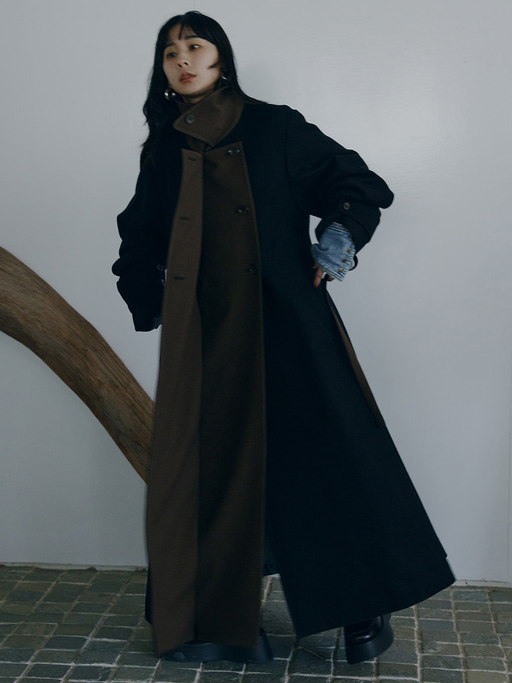 EDGE FLARE WOOL COAT