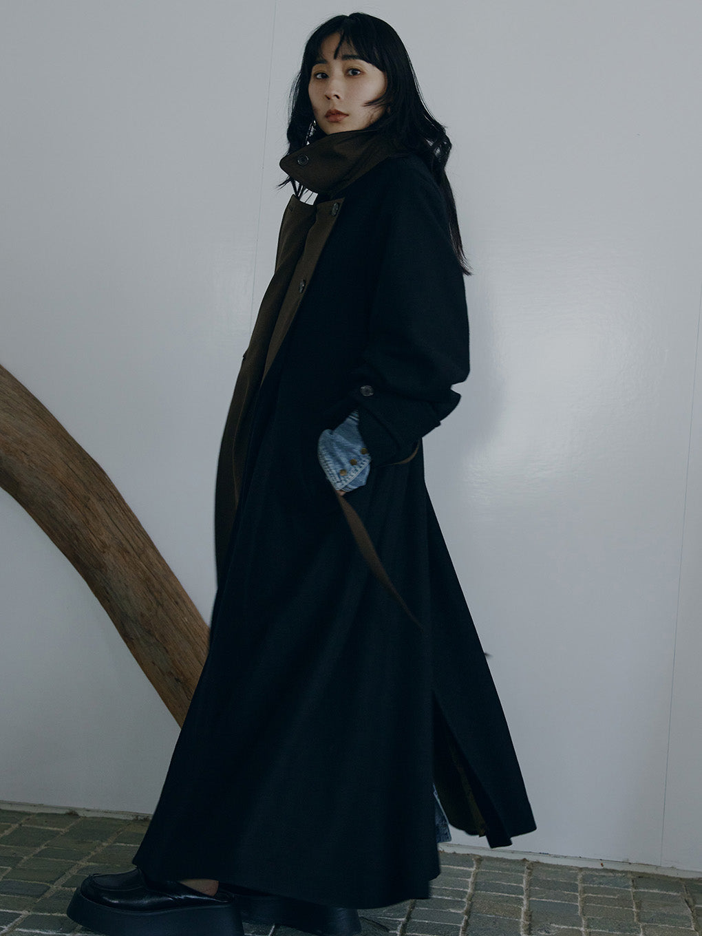 EDGE FLARE WOOL COAT