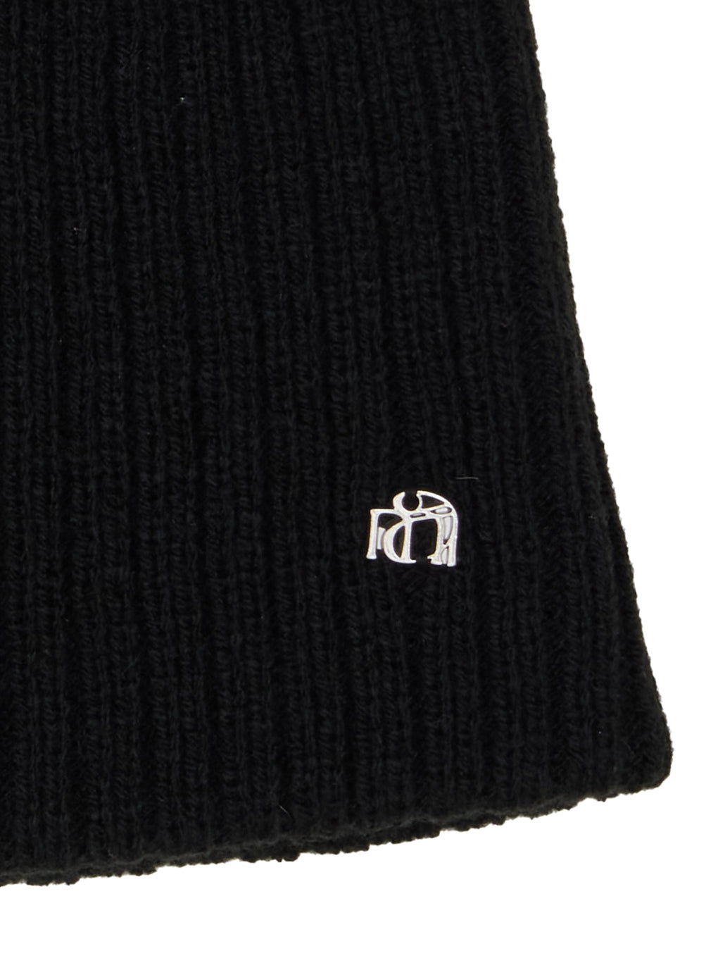 NEW LOGO CHARM BEANIE