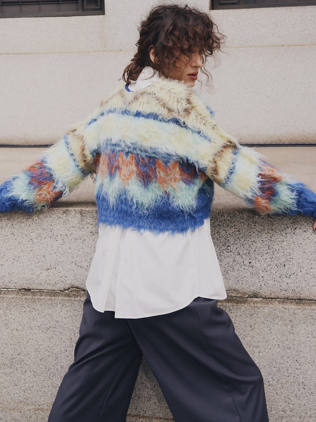 MONSTER SHAGGY SHORT KNIT CARDIGAN