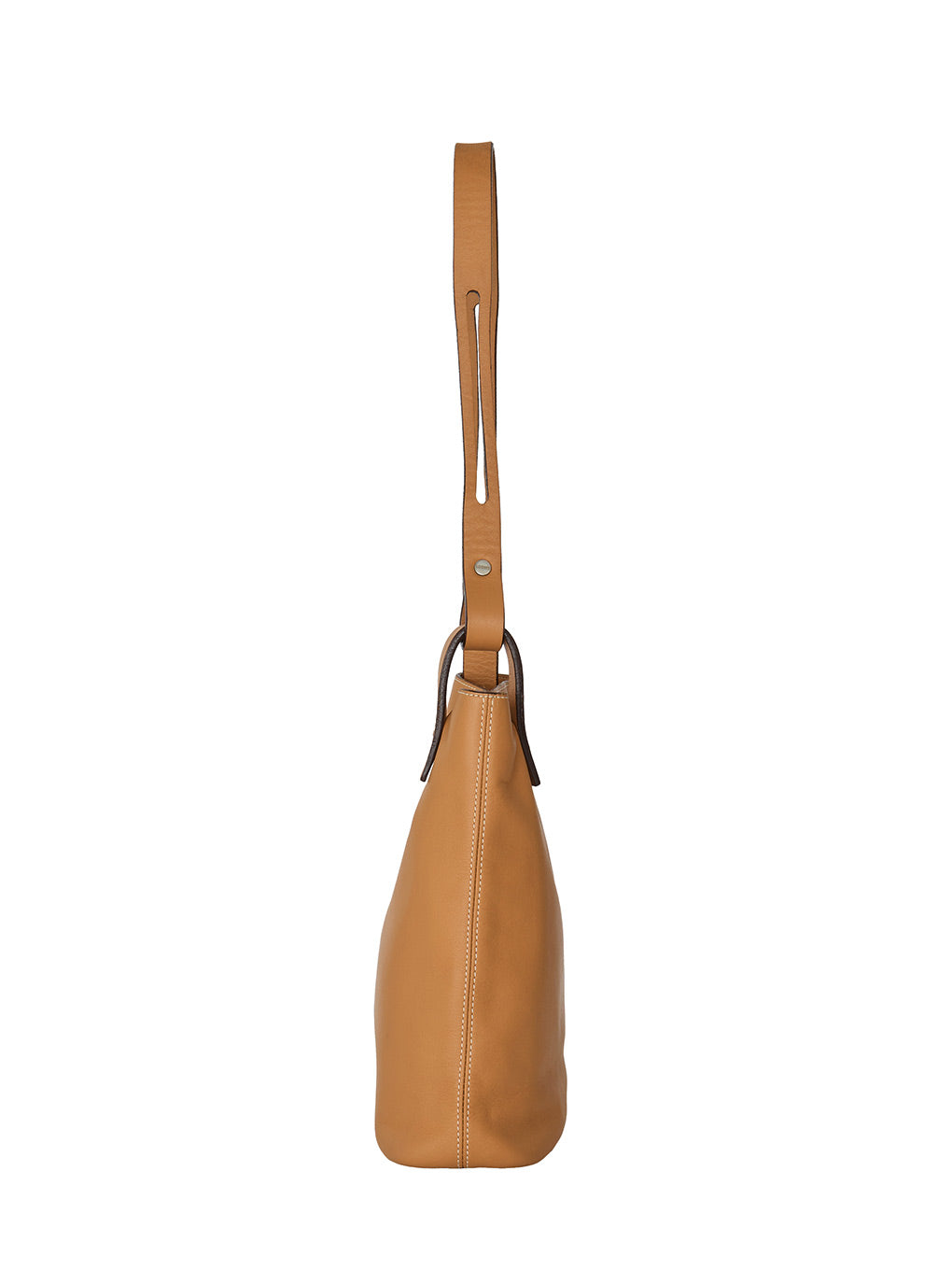 LOEWEナッパレザーフラットショルダーバッグ
