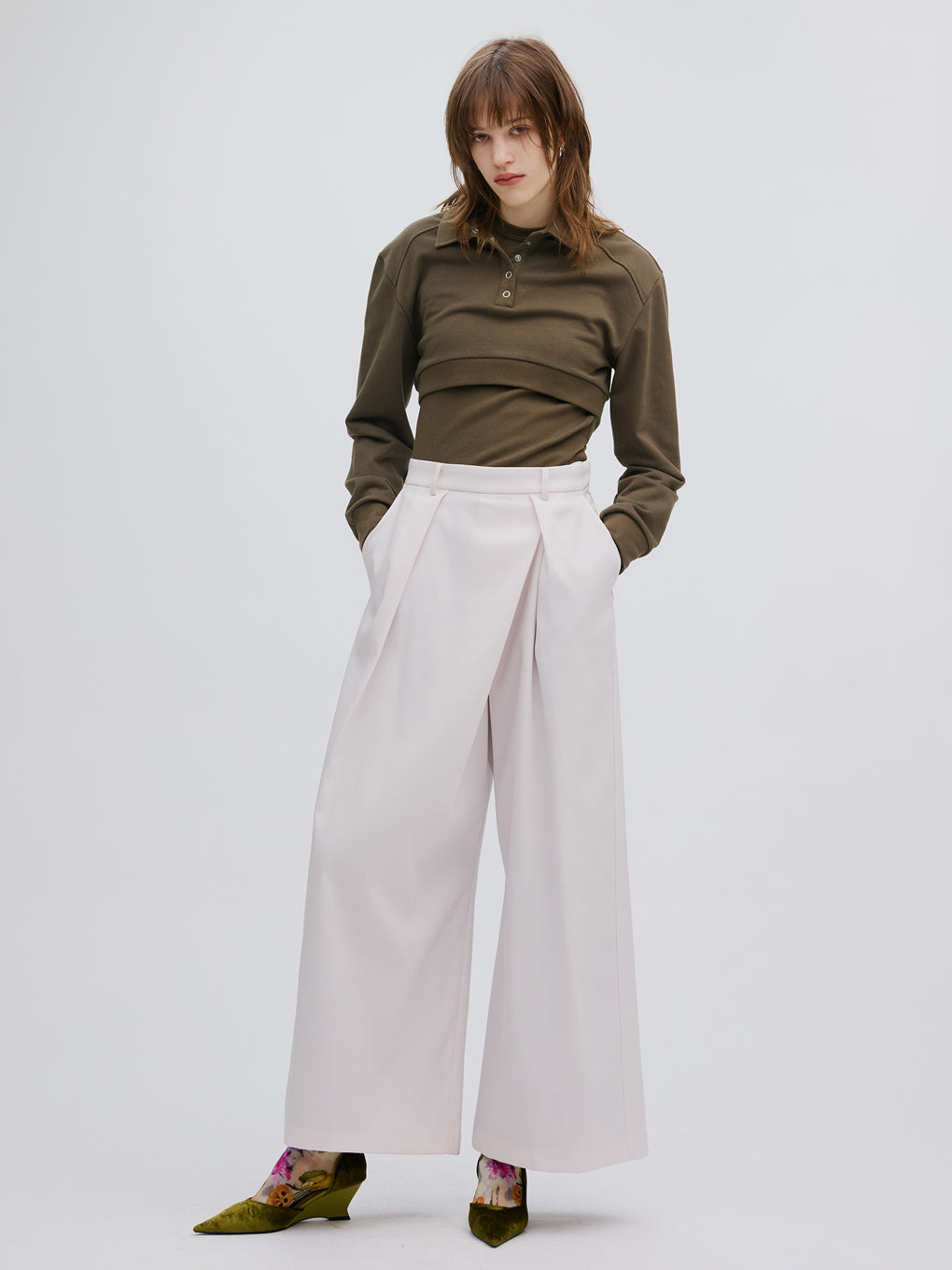 UND BOX SHOULDER CUT TOP