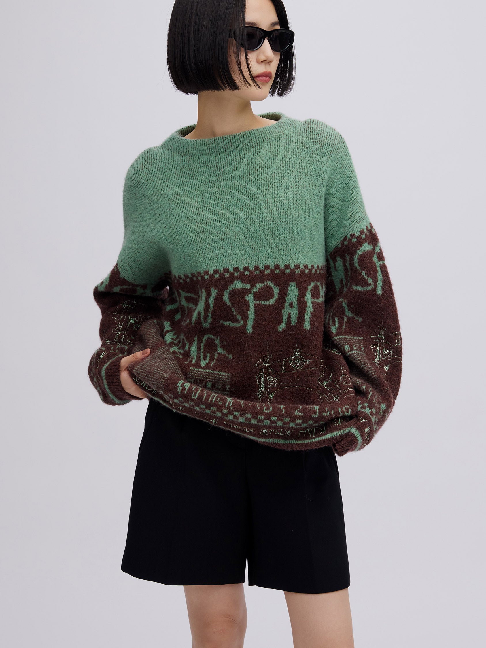 NEWS PAPER JACQUARED KNIT TOP