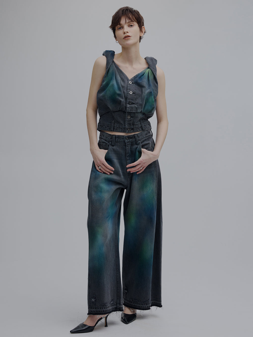 TWIST SHOULDER PAINT DENIM TOP