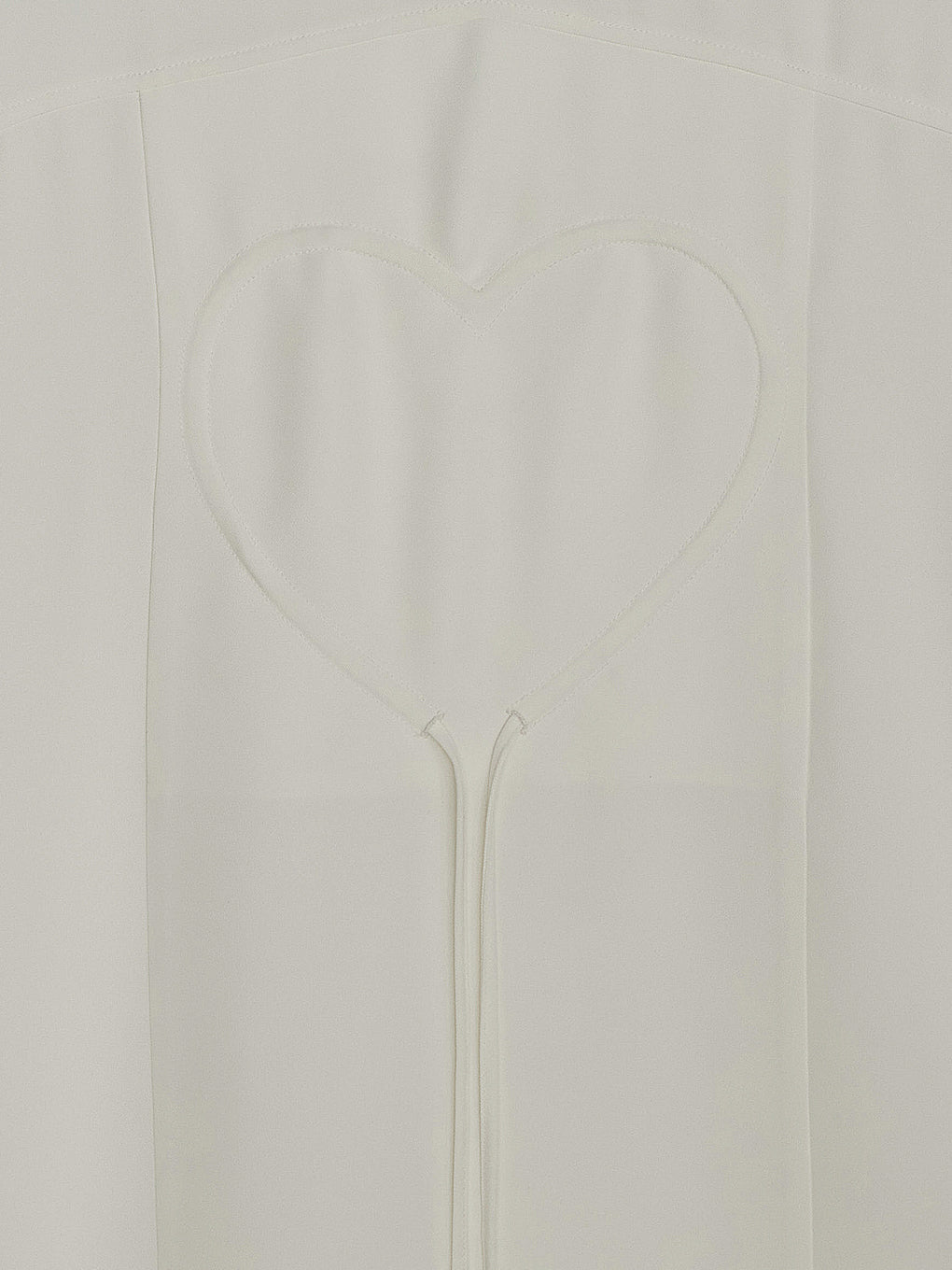 BACK HEART DESIGN OVER BLOUSE