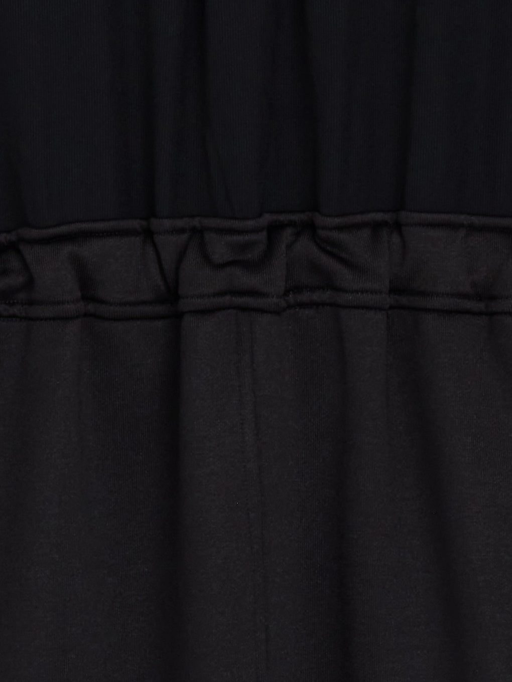 UND DOCKING DESIGN SWEAT DRESS