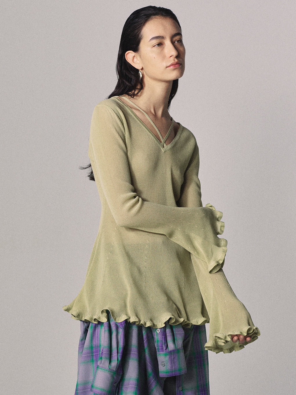 SHEER FRILL V NECK KNIT TOP