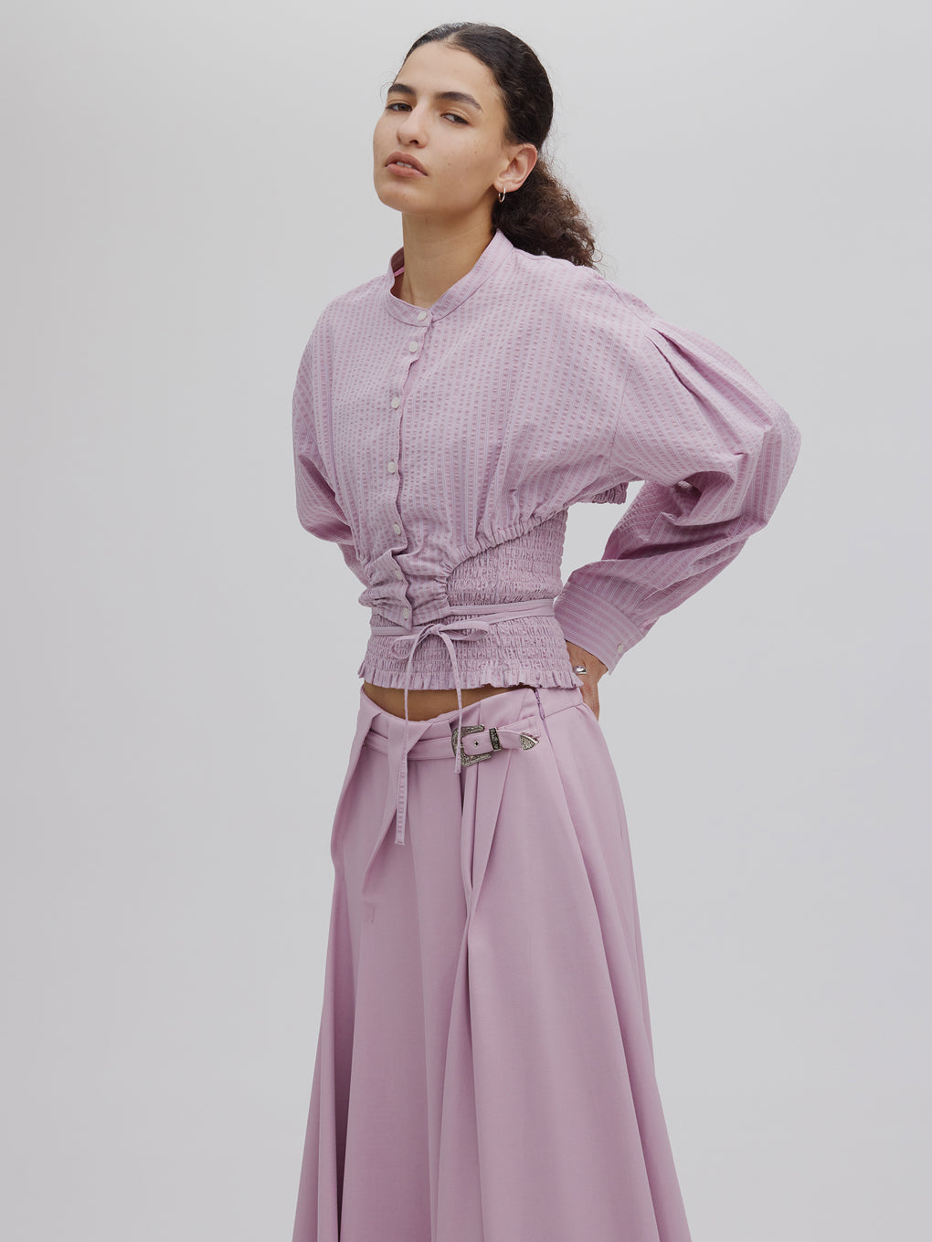 SHIRRING LAYERED SHORT SHIRT