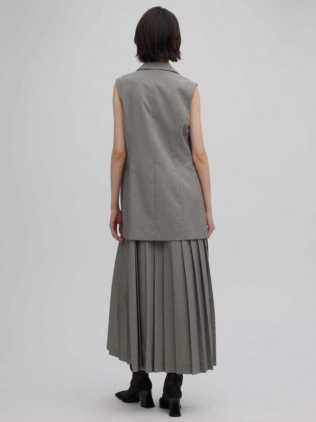 PLEATED SKIRT DOCKING SUIT DRESS