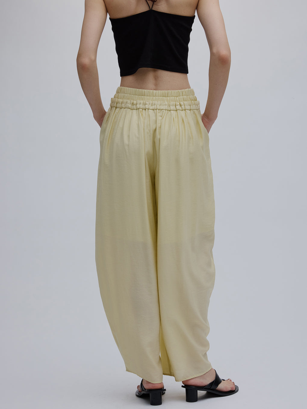 VOLUME BARREL SHEER PANTS